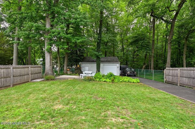 290 W Prospect Avenue, Aberdeen, NJ 07735