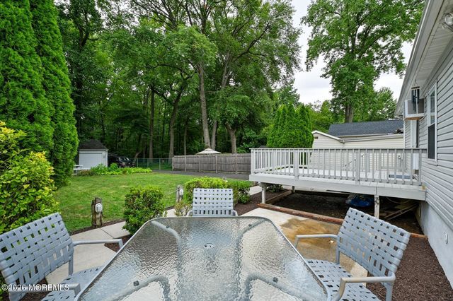 290 W Prospect Avenue, Aberdeen, NJ 07735