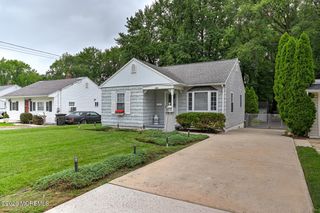 290 W Prospect Avenue, Aberdeen, NJ 07735