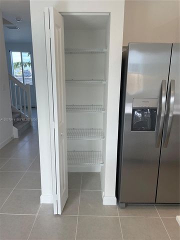 1351 SE 7th Terrace, Homestead, FL 33034