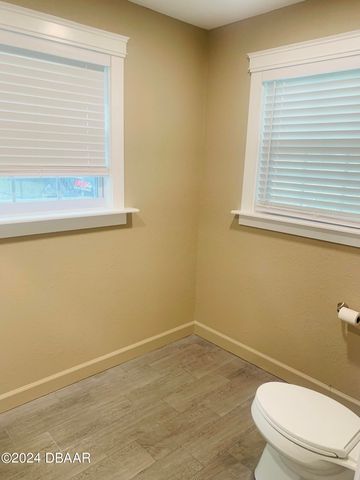 321 N Dixie Frwy, New Smyrna Beach, FL 32168
