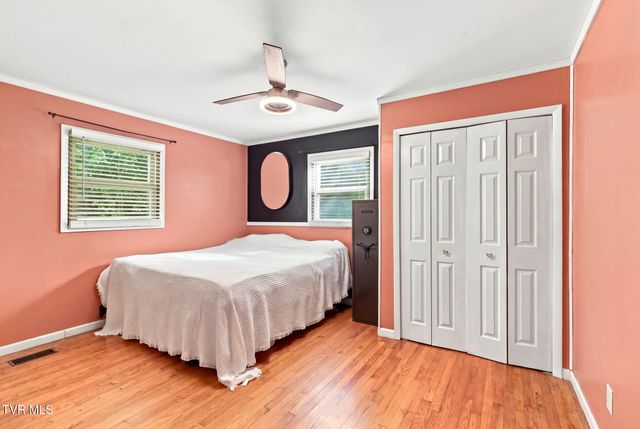3825 Hemlock Park Lane, Kingsport, TN 37663