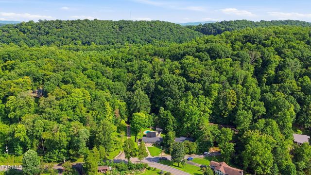 3825 Hemlock Park Lane, Kingsport, TN 37663