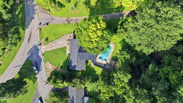 3825 Hemlock Park Lane, Kingsport, TN 37663