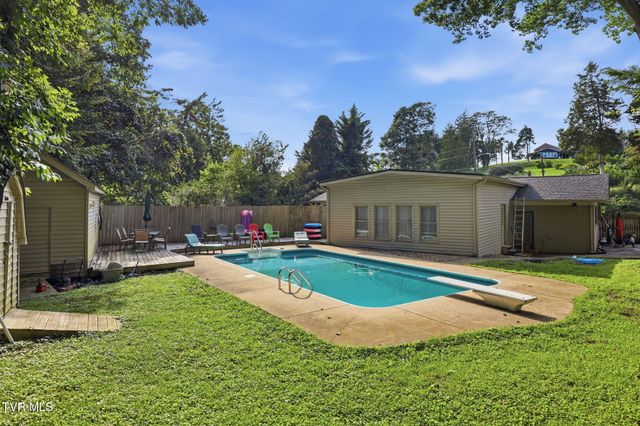 3825 Hemlock Park Lane, Kingsport, TN 37663