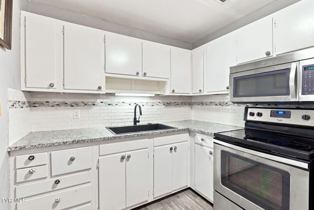 3825 Hemlock Park Lane, Kingsport, TN 37663