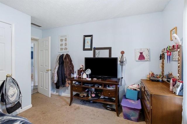 306 Ponderosa Tr, Jackson, GA 30233