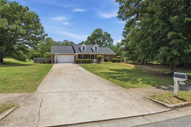 306 Ponderosa Tr, Jackson, GA 30233