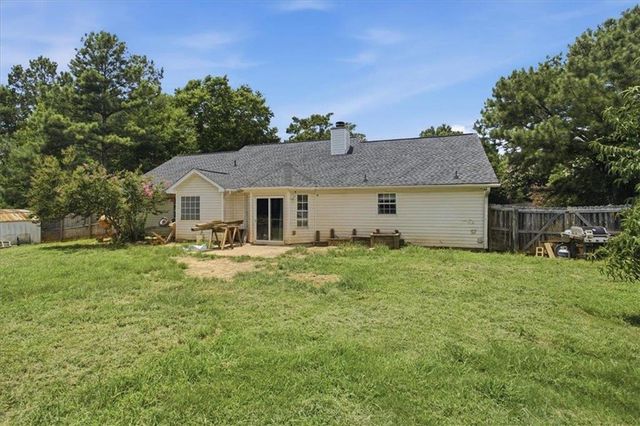 306 Ponderosa Tr, Jackson, GA 30233