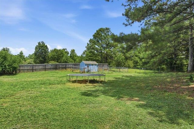 306 Ponderosa Tr, Jackson, GA 30233