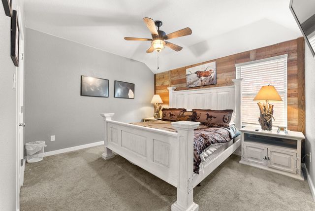 386 Nautical LOOP, Kyle, TX 78640