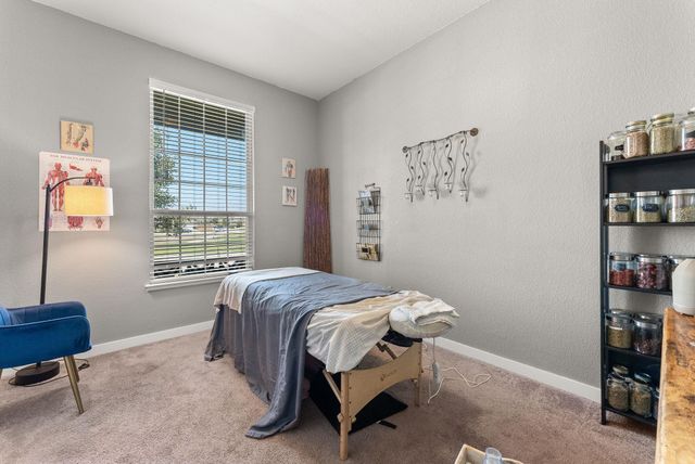 386 Nautical LOOP, Kyle, TX 78640