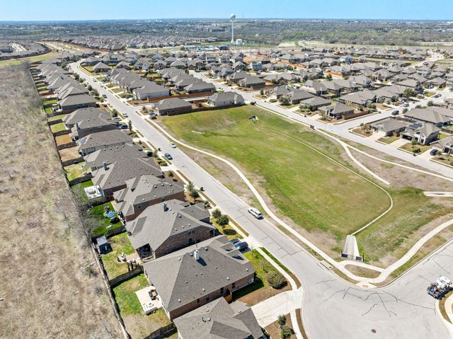386 Nautical LOOP, Kyle, TX 78640