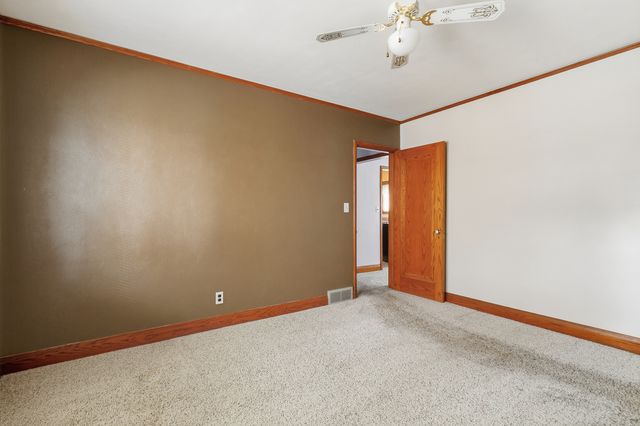 2338 7th Street, East Moline, IL 61244