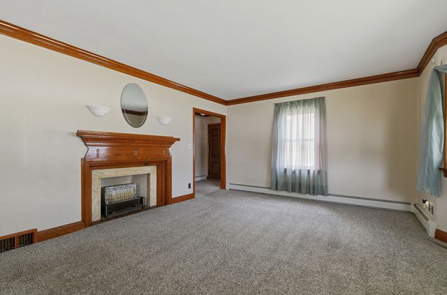 2338 7th Street, East Moline, IL 61244