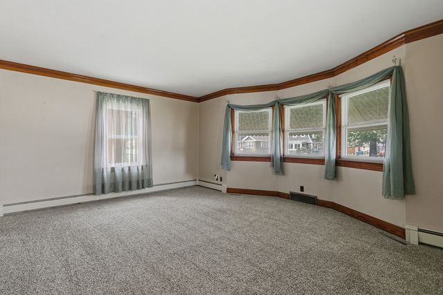 2338 7th Street, East Moline, IL 61244