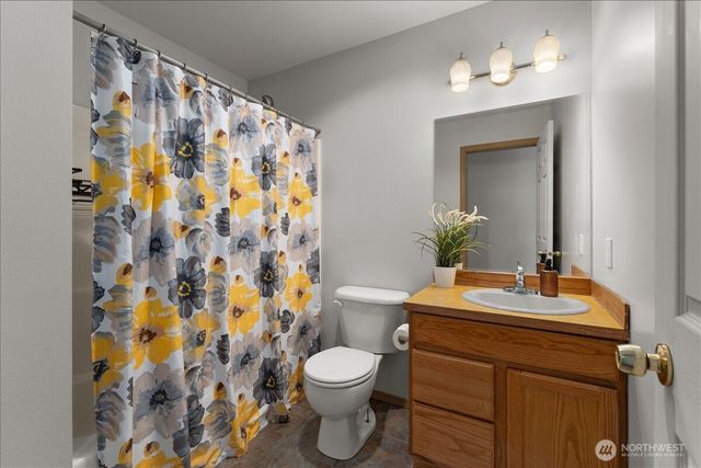 772 Melbourne Court, East Wenatchee, WA 98802