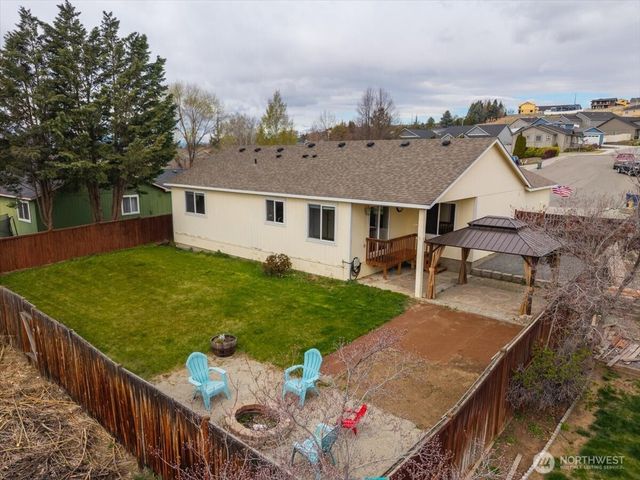 772 Melbourne Court, East Wenatchee, WA 98802
