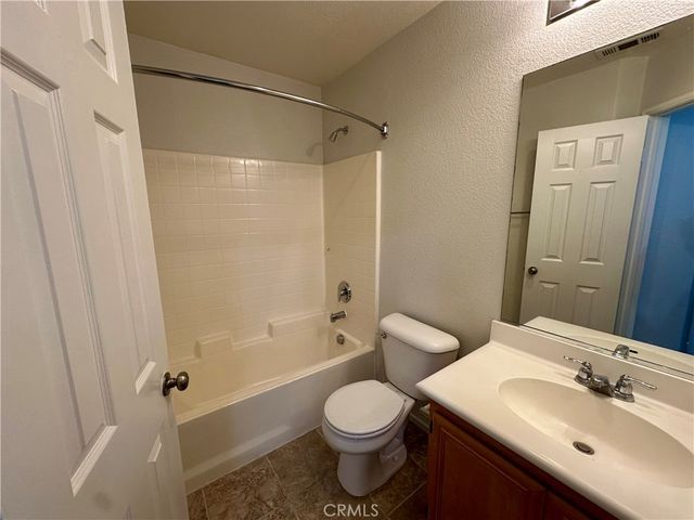 25192 Meadow Walk 1, Murrieta, CA 92562