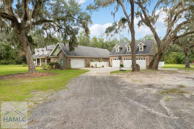 3718 Tibet Highway SE, Ludowici, GA 31316