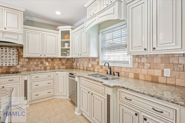 3718 Tibet Highway SE, Ludowici, GA 31316