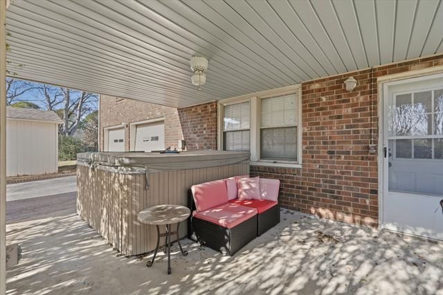 123 Savely Dr, Hendersonville, TN 37075