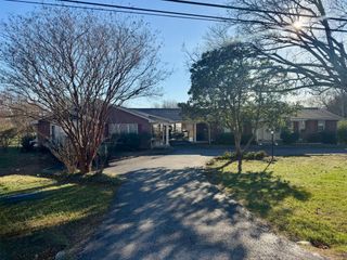 123 Savely Dr, Hendersonville, TN 37075