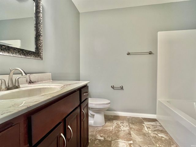 8444 Lancaster Drive, Newburgh, IN 47630