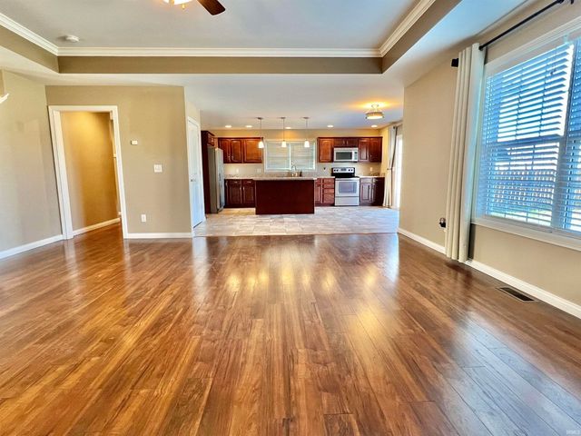 8444 Lancaster Drive, Newburgh, IN 47630