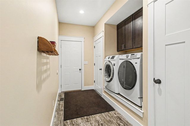 9370 Alex Drive, Richland, MI 49083