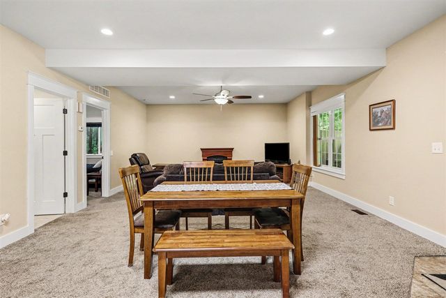 9370 Alex Drive, Richland, MI 49083