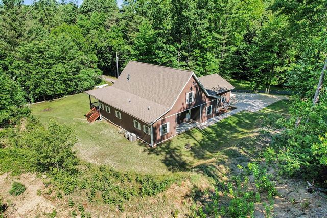 9370 Alex Drive, Richland, MI 49083