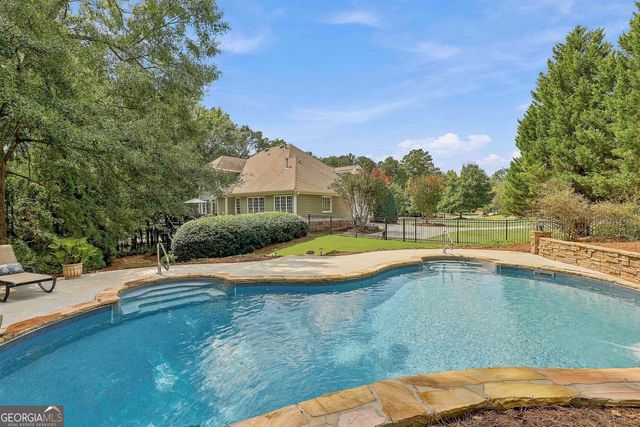 112 Tullamore Trail, Tyrone, GA 30290
