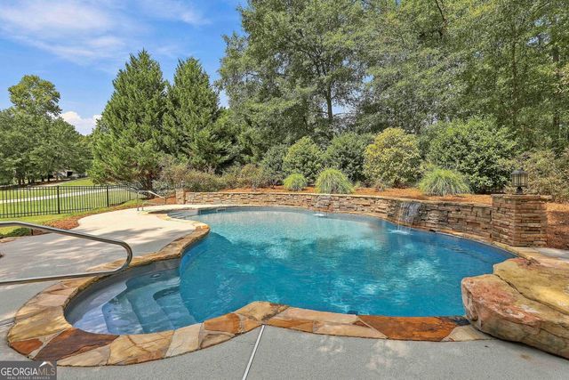 112 Tullamore Trail, Tyrone, GA 30290