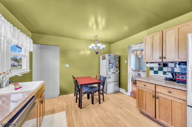 33 Mary Ellen Dr, Edison Twp., NJ 08820