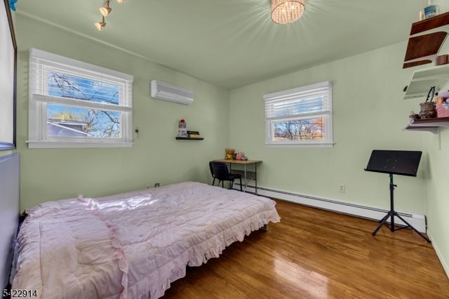 33 Mary Ellen Dr, Edison Twp., NJ 08820