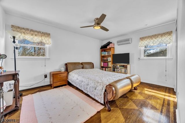 33 Mary Ellen Dr, Edison Twp., NJ 08820