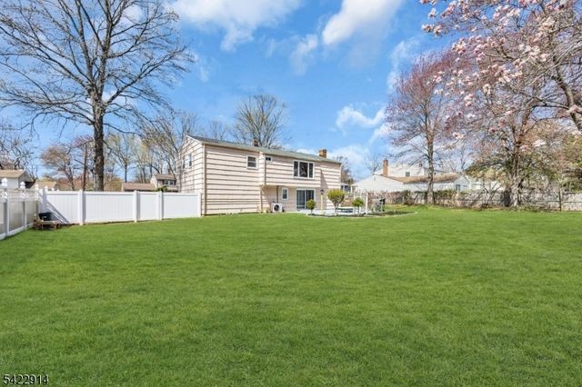33 Mary Ellen Dr, Edison Twp., NJ 08820