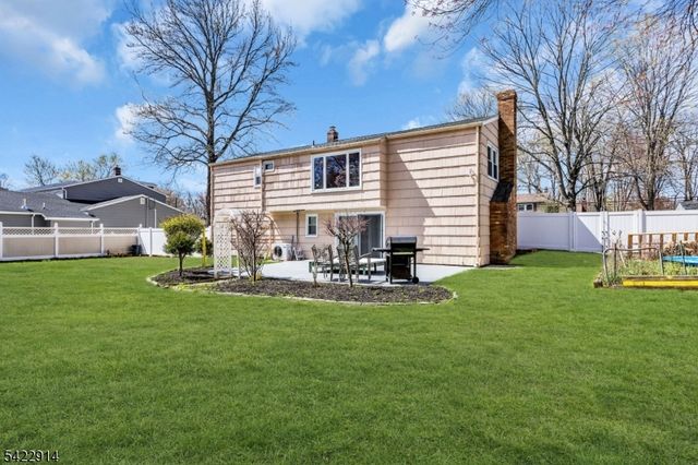 33 Mary Ellen Dr, Edison Twp., NJ 08820