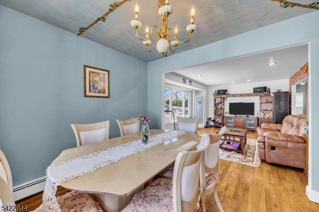 33 Mary Ellen Dr, Edison Twp., NJ 08820