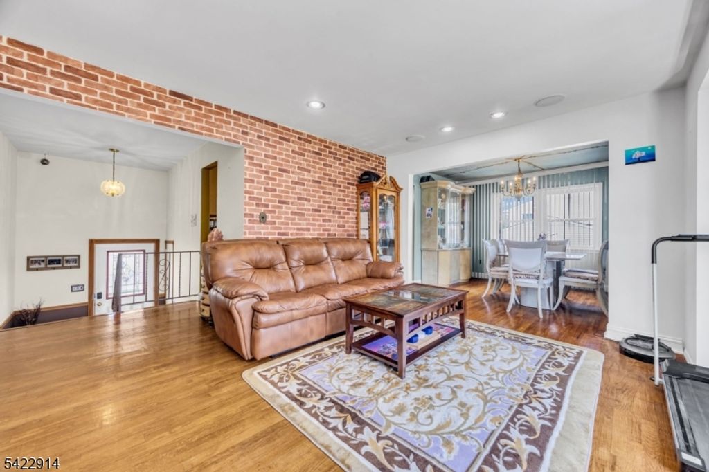 33 Mary Ellen Dr, Edison Twp., NJ 08820 — photo 5