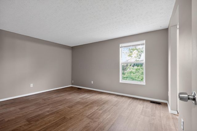 4906 River Trail Court, Columbus, OH 43228
