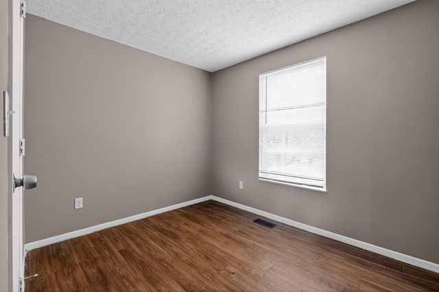 4906 River Trail Court, Columbus, OH 43228