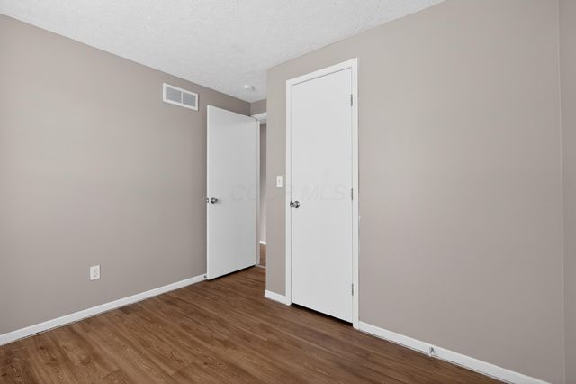 4906 River Trail Court, Columbus, OH 43228