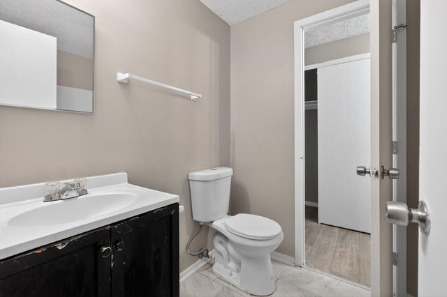 4906 River Trail Court, Columbus, OH 43228