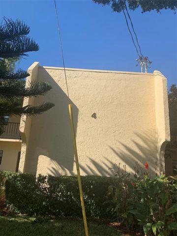 2050 Oleander Blvd 4 104, Fort Pierce, FL 34950