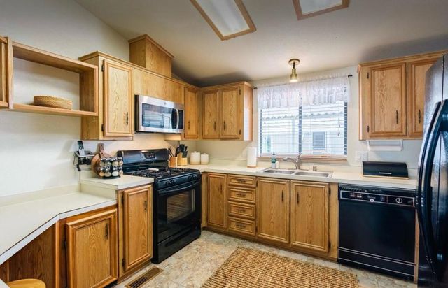 74711 Dillon Road 550, Desert Hot Springs, CA 92241