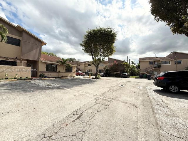 3630 SW 112th Ave 5-3, Miami, FL 33165