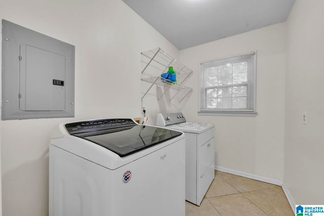 834 BURNING TREE TRAIL, Alabaster, AL 35007