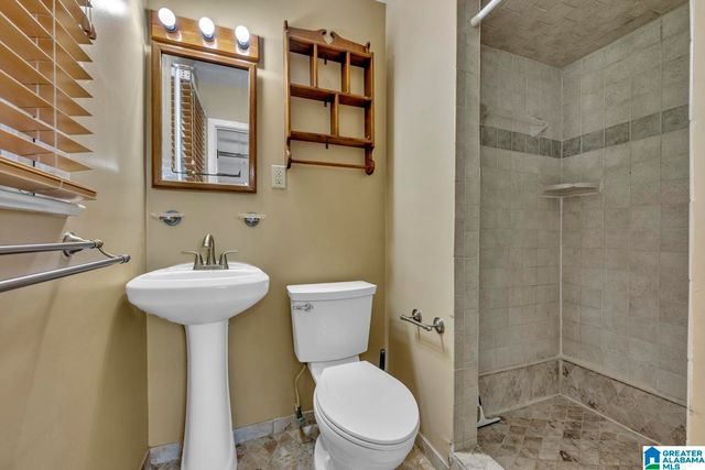 834 BURNING TREE TRAIL, Alabaster, AL 35007